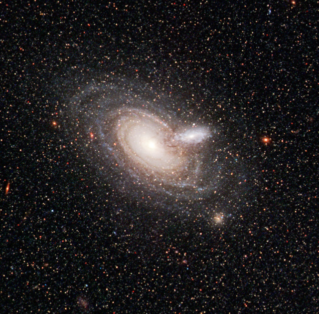 2MASX J00482185-2507365